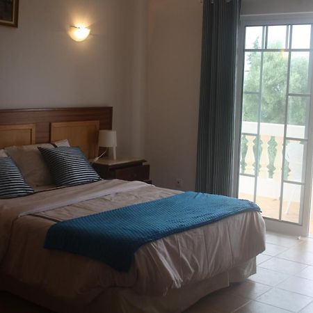 Rustic Villa Guesthouse Santa Bárbara de Nexe Dış mekan fotoğraf