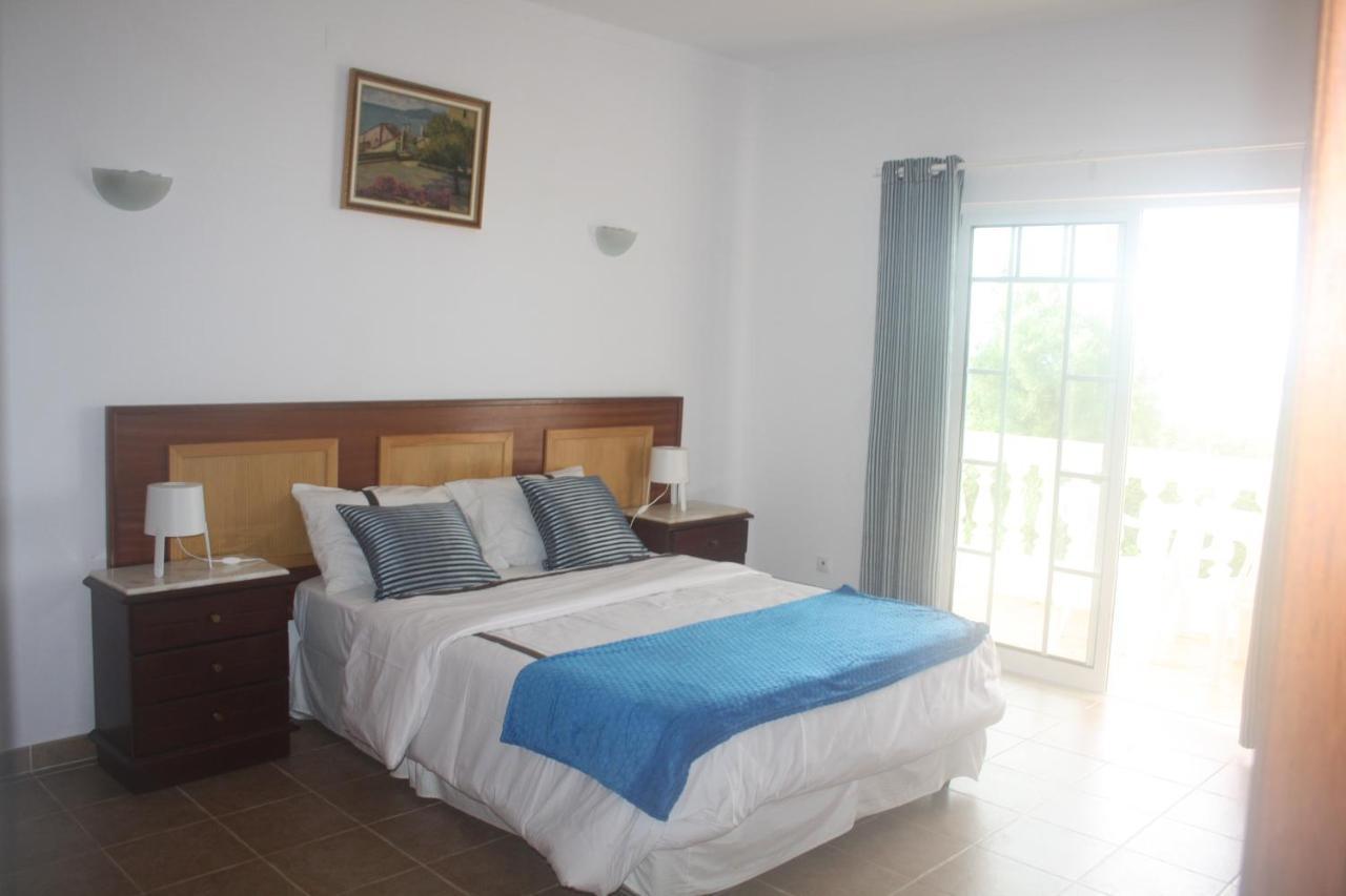 Rustic Villa Guesthouse Santa Bárbara de Nexe Dış mekan fotoğraf