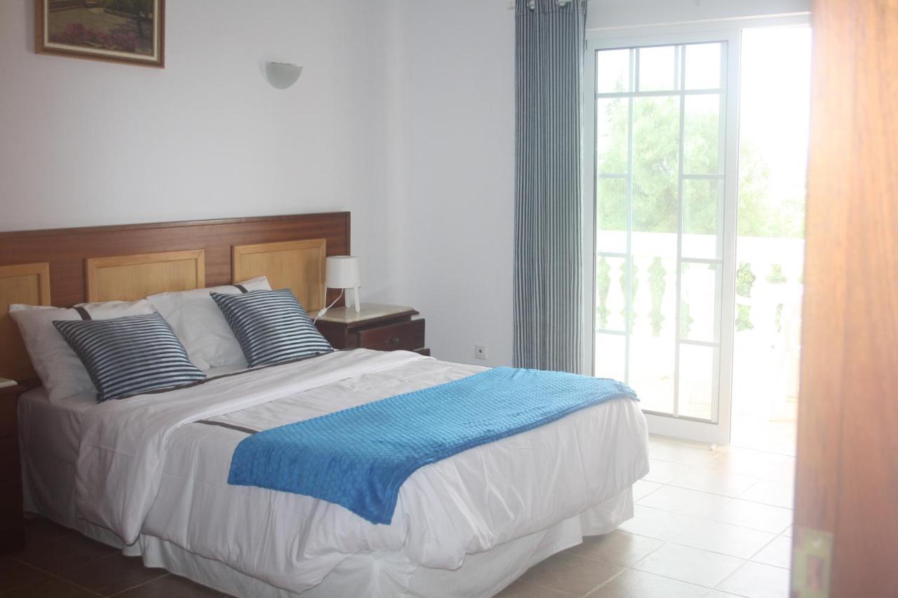 Rustic Villa Guesthouse Santa Bárbara de Nexe Dış mekan fotoğraf