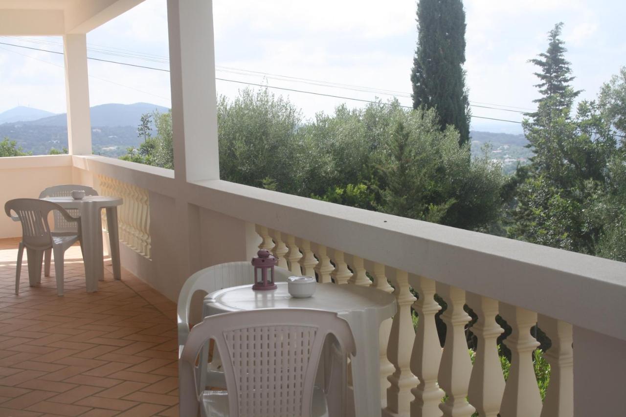 Rustic Villa Guesthouse Santa Bárbara de Nexe Dış mekan fotoğraf