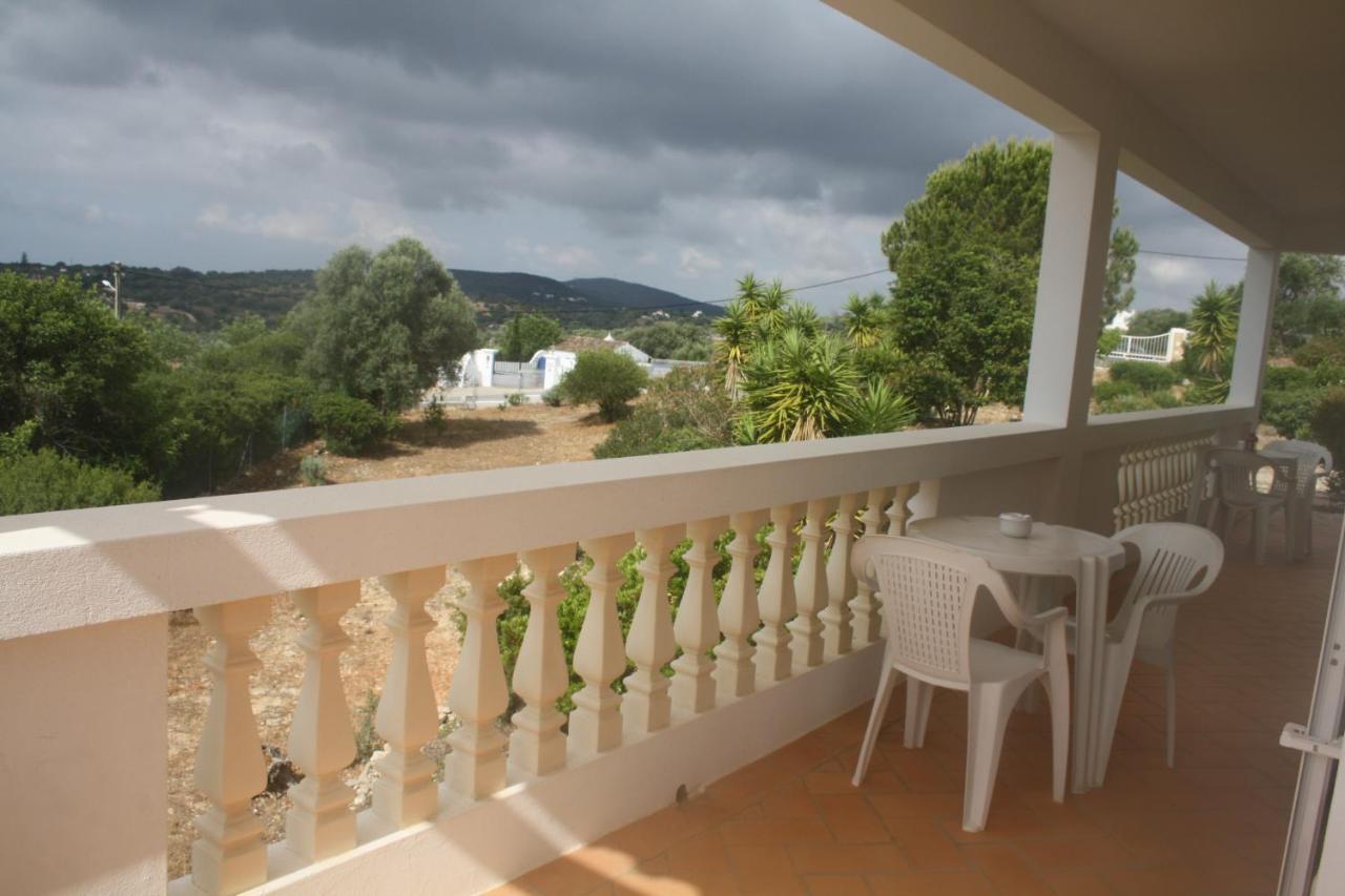 Rustic Villa Guesthouse Santa Bárbara de Nexe Dış mekan fotoğraf